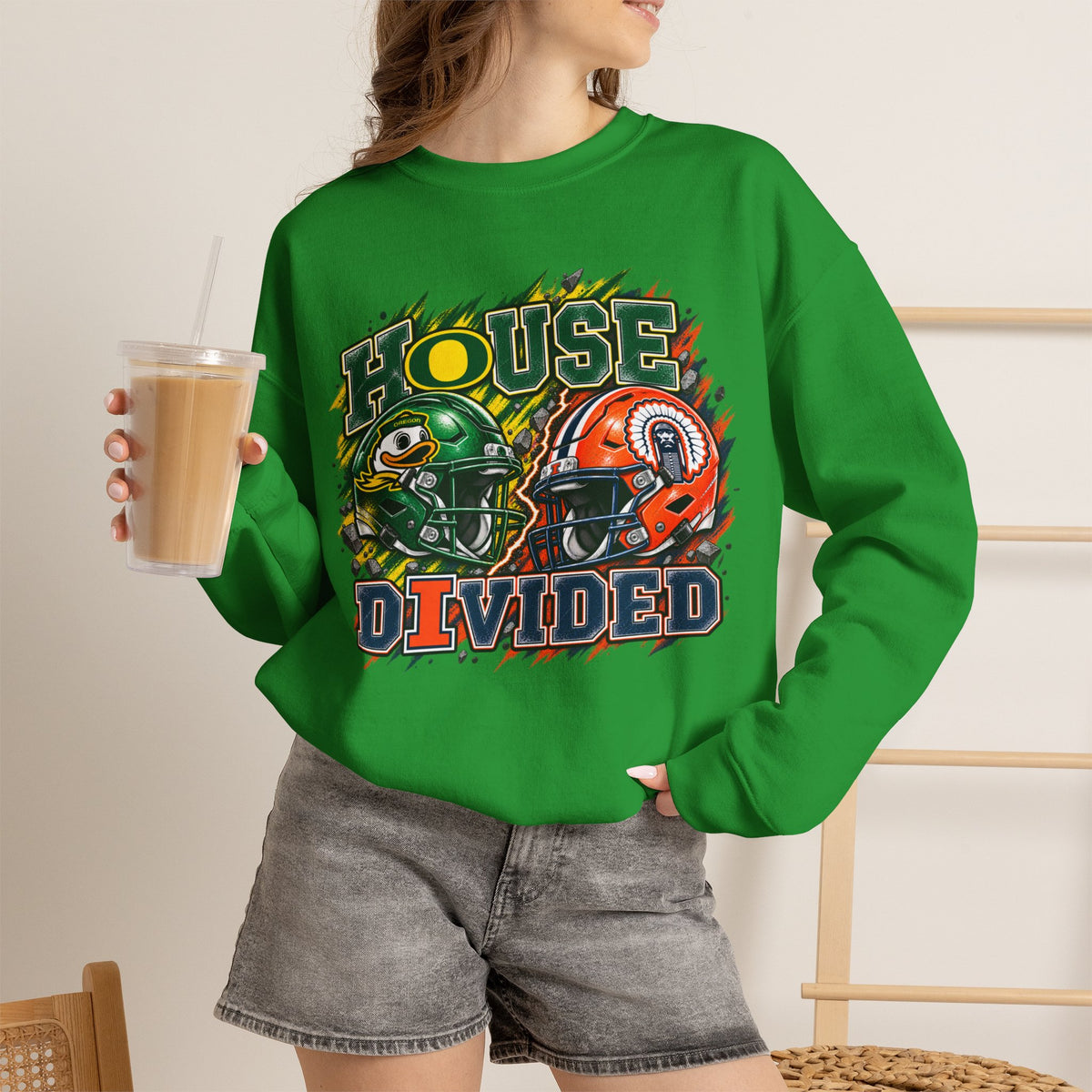 House Divided Graphic Crewneck Sweatshirt - Oregon vs. Illinois
