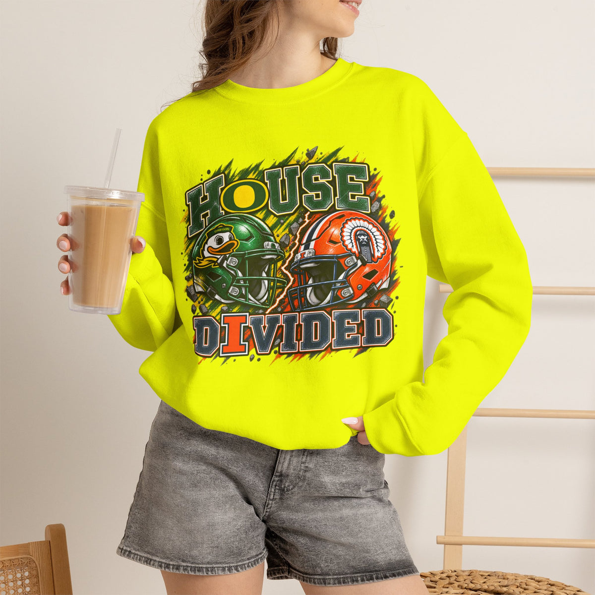 House Divided Graphic Crewneck Sweatshirt - Oregon vs. Illinois