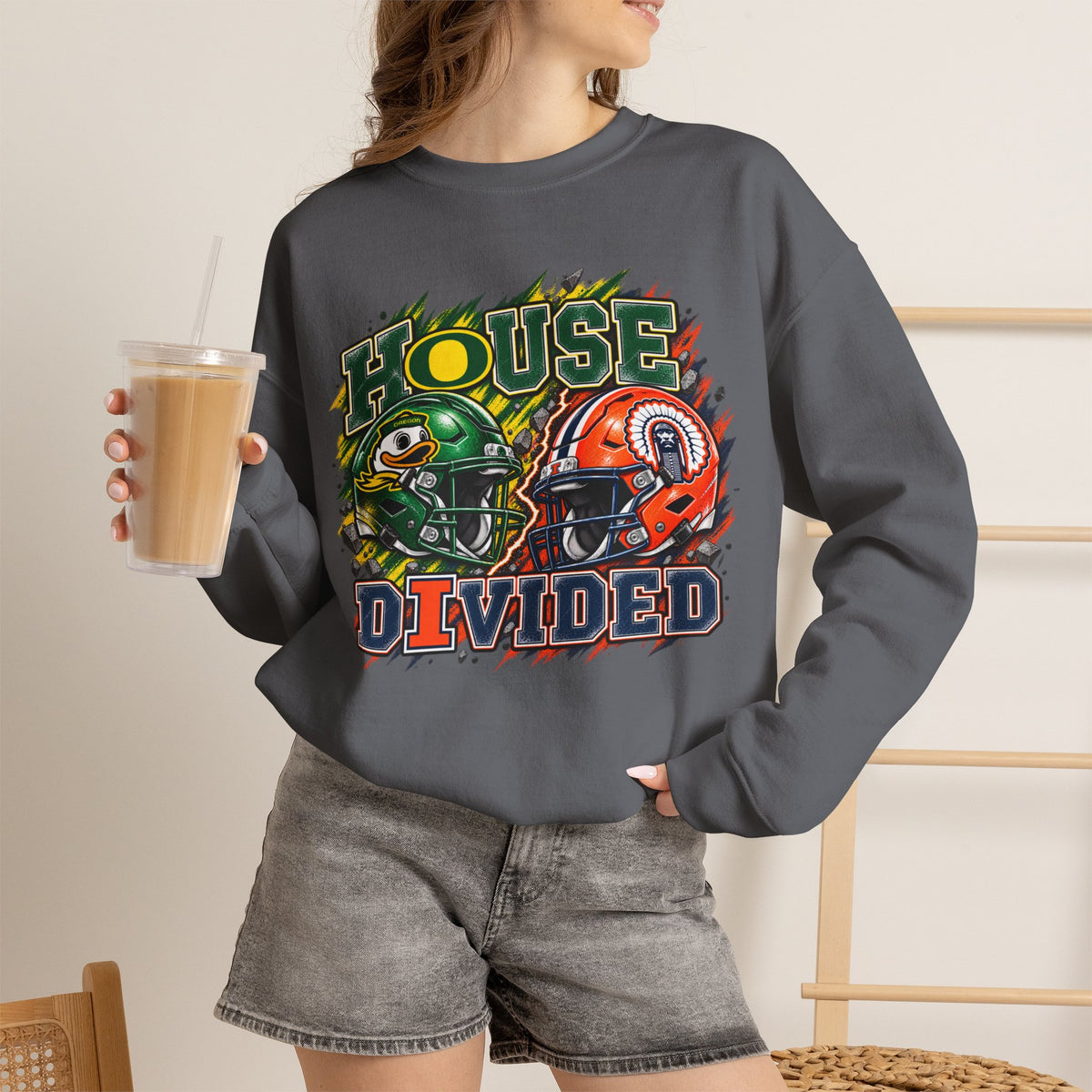 House Divided Graphic Crewneck Sweatshirt - Oregon vs. Illinois