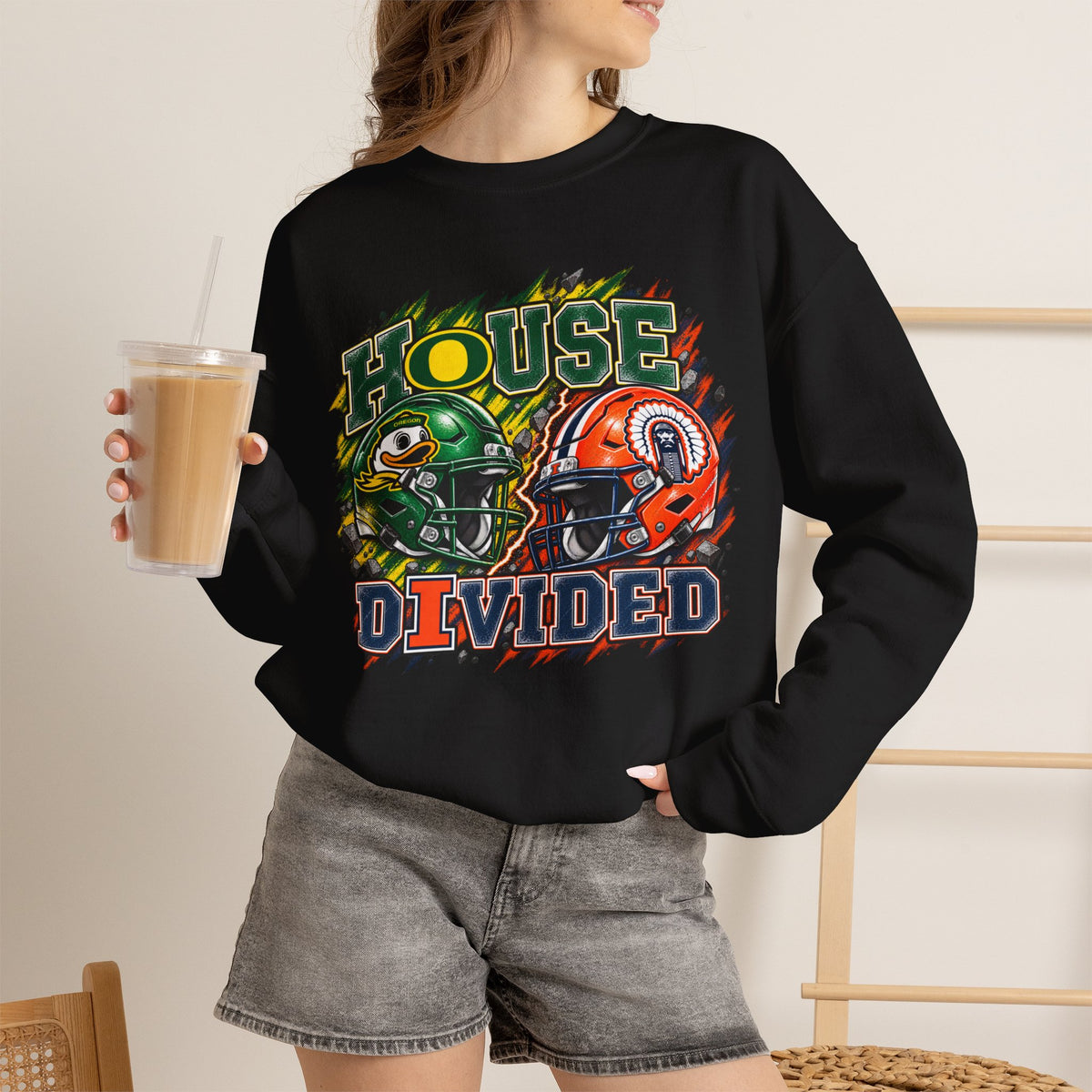 House Divided Graphic Crewneck Sweatshirt - Oregon vs. Illinois